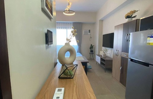 Lahug Condo | Be Residences 1-bedroom condo near IT Park, Cebu City with WiFi, AC