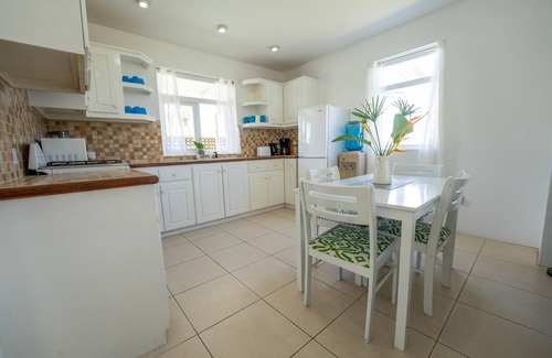 Rodney Bay Apartment | Beach Bliss! Pool, Beach, Quiet, with Laundry