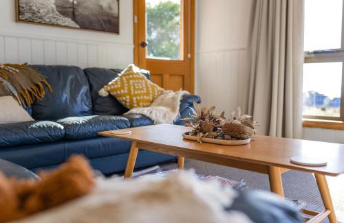 Bicheno House | Beach Break - Diamond Island