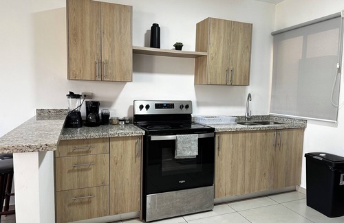 Zaragoza House | Beach & City Escape: 5 Bedroom Home + Pool & Sports Areas