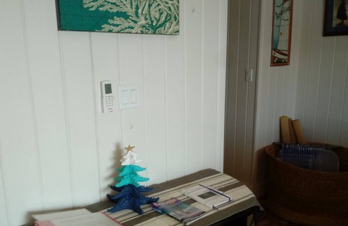 Rainbow Bay Cottage | Beach days on winter days