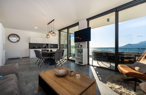 Rovanjska Apartment | Beach front apartment in Rovanjska