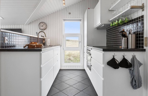 Hjørring House | Beach front home in Hjørring with sauna