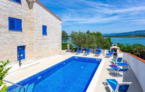 Klimno House | Beach Front Home In Klimno With Wifi