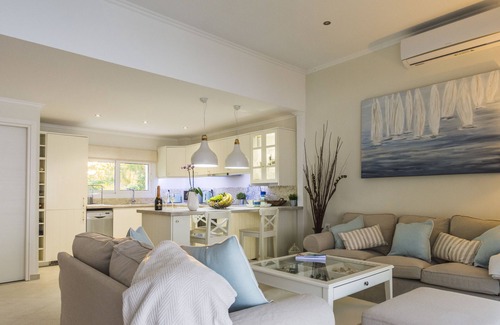 Molos Villa | 'BEACH GEM' House on the beach