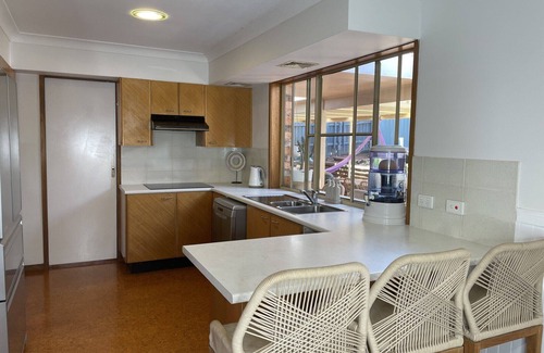 Port Macquarie House | Beach House ~ Perfect Location