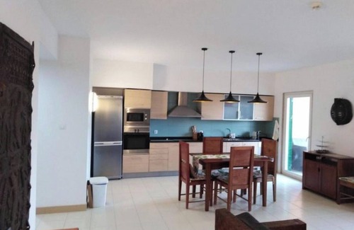 Sal Apartment | BEACH HOUSE - Walkable to Beach - Wi-Fi Included
