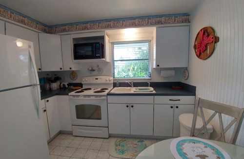 Holmes Beach Villa | Beach Place. An island treasure.