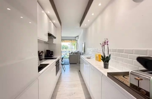Golfe Juan Apartment | Beach studio in Golfe-Juan with sea view, parking near Cannes, Antibes