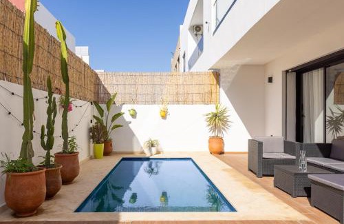 Cherrat Villa | Beach Vibe Villa - Sunny Stay