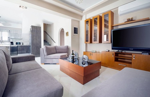 Kamisiana Villa | Beach Villa II, with 4 bedrooms, private pool, next to the beach