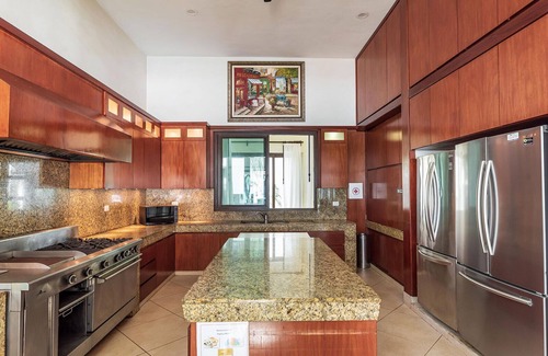 Soliman Bay Villa | Beachfront 12BR Villa Lol-Beh, Near Tulum w/Pool and Stunning Rooftop Views