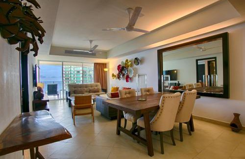 South Hotel Zone House | Beachfront 1BR | 5 Pools + Gym + Balcony Views