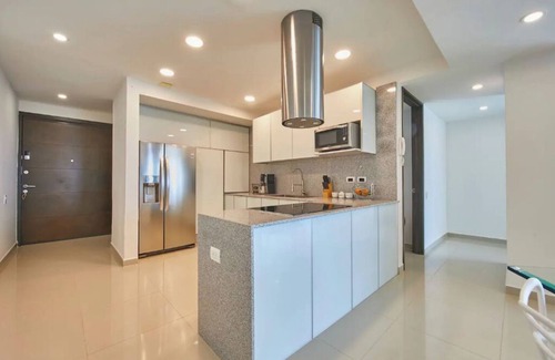 La Boquilla Condo | Beachfront Apartment/Panoramic View of the Beach and Ocean