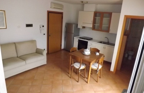 Rivabella Apartment | Beachfront Apartment with big Balcony with "Seaview" for 7 persons in Rimini