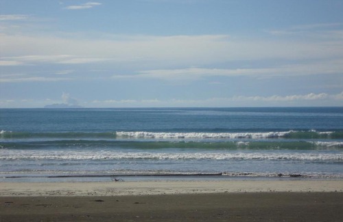 Ohope House | Beachfront Bliss