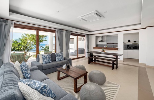 Maret Villa | Beachfront Villa- 5 Bedrooms. Lamai Area. Private Pool. Housekeeper Provided.