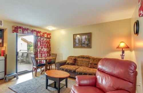 Gatlinburg Apartment | Bear-Sighting Condo Walk to Downtown Gatlinburg!
