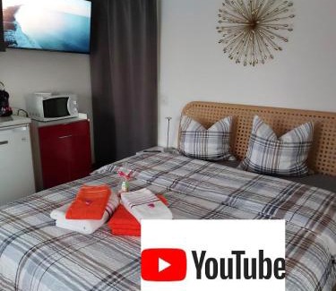 Belmont-sur-Lausanne Apartment | Beau studio avec terrasse et vue POUR NON FUMEURS