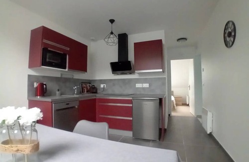 Mesigny Apartment | Beau T2 Neuf Dans une Maison Rénovée