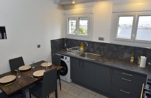 Brive-la-Gaillarde Apartment | Beau T3 Spacieux Proche Centre Wifi Parking