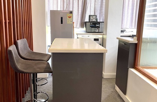Asylum Down Apartment | Beaufort Ridge Spacious Modern 1 Bedroom