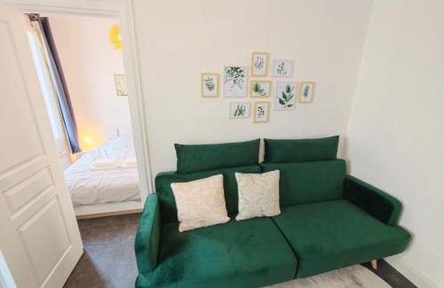 15th Arrondissement Apartment | Beaugrenelle 1-Min Walk Elegant 2P Apart 4 sleeper