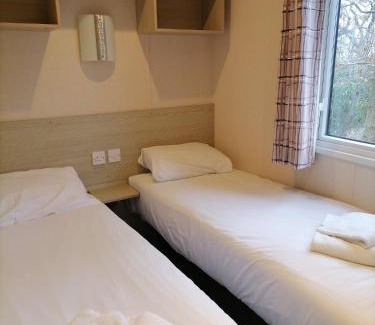 St Leonards-On-Sea Apartment | Beauport Holiday Park