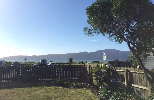 Paraparaumu Beach House | Beaut Beach House - across road from the beach!!!