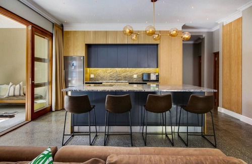 Constantia Cottage | Beautiful 2 bedroom Constantia cottage