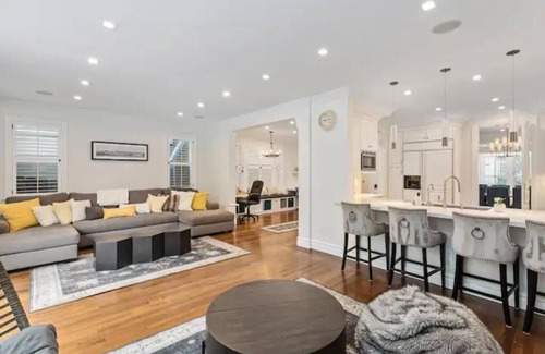 Forest Hill Extension Condo | Beautiful 4 BR Forest Hill Home - San Francisco Life Real Estate
