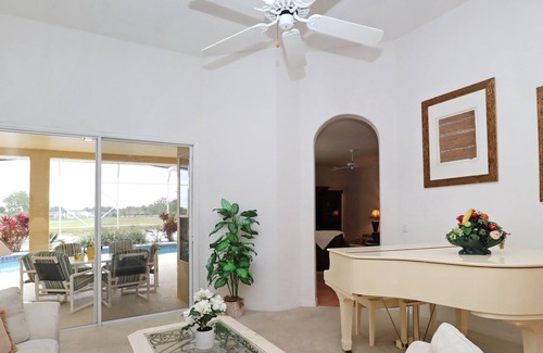 Ridgewood Lakes House | Beautiful 5 Bedroom home near Disney World