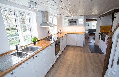 Ullared Cottage | Beautiful and comfortable, newly renovated, classic swedish 'torp' house.