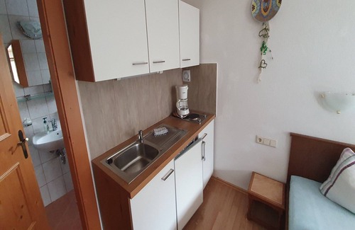 Gerlosbergeben Apartment | Beautiful Apartment in Zell am Ziller with Balcony