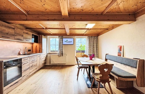 Ramsau am Dachstein Villa | Beautiful apartment in villa for 3 people with WIFI, TV, balcony and pets allowed