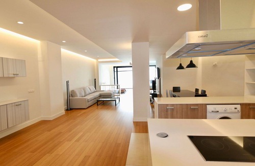 Benimaclet Apartment | Beautiful apartment for 7 guests with WIFI, private pool, A/C, TV and terrace