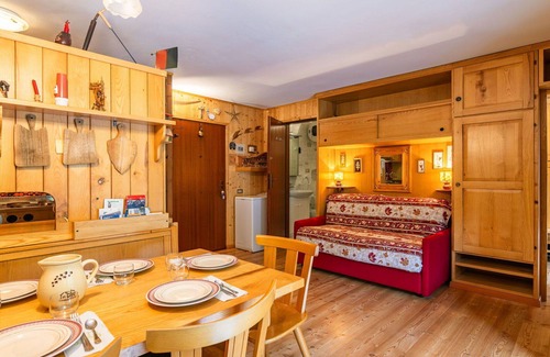 Canazei Apartment | Beautiful apartment for 3 guests with terrace