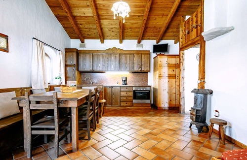 Coredo Apartment | Beautiful apartment for 4 guests with WIFI, TV, terrace and pets allowed