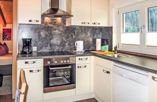 Huben Apartment | Beautiful apartment for 6 people with WIFI, balcony and pets allowed