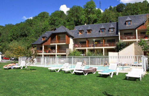 Peyragudes Apartment | Beautiful apartment for 4 people with WIFI, pool, TV, terrace, pets allowed and parking