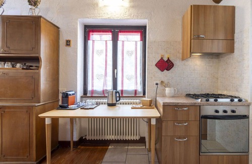 Isola Apartment | Beautiful apartment for 5 people with WIFI, TV, terrace and pets allowed