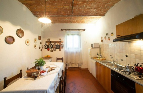 Romola Apartment | Beautiful apartment for 5 guests with pool, WIFI and panoramic view, close to Florence