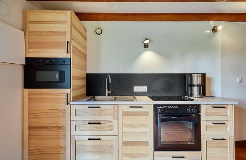 Savigny House | Beautiful apartment in villa for 3 people with WIFI, TV, patio and pets allowed