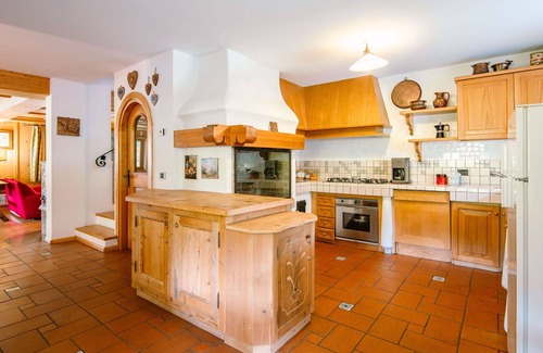 Penia House | Beautiful apartment in villa for 5 guests with WIFI, TV and terrace