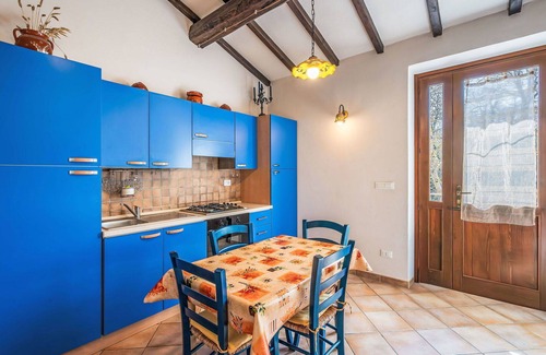 Lidarno Villa | Beautiful apartment in villa for 6 people with WIFI, pool, A/C, TV, terrace and pets allowed
