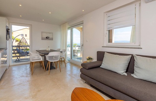 Ravni Apartment | Beautiful apartment in Labin with WiFi