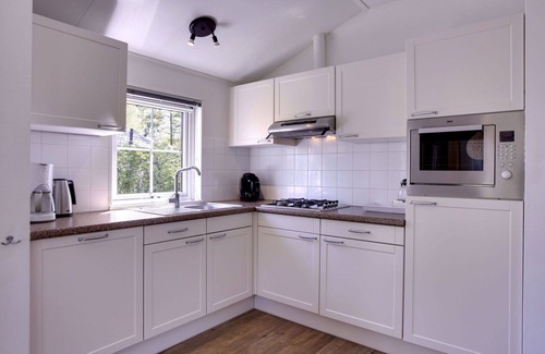 Municipality of Dalfsen House | Beautiful apartment in villa for 4 people with pool, WIFI, TV and terrace