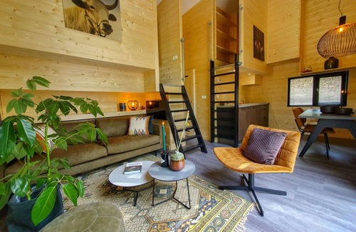 Belfeld House | Beautiful apartment in villa for 4 people with pool, WIFI, TV and terrace