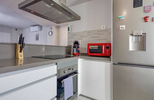 Vergel House | Beautiful apartment in villa for 4 guests with pool, A/C, WIFI, TV and terrace