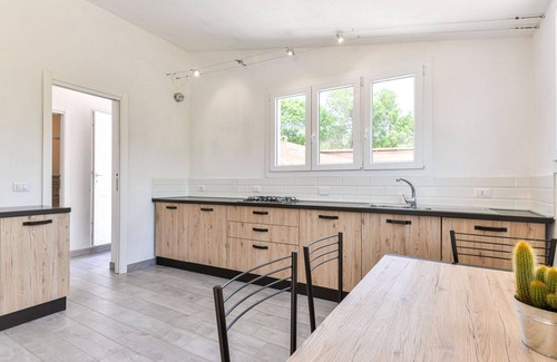 Naregno Apartment | Beautiful apartment for 6 guests with WIFI, A/C, pool, terrace and pets allowed